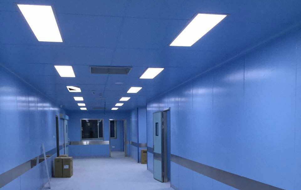 貴州開陽(yáng)縣中西醫(yī)結(jié)合醫(yī)院使用景泰源LED凈化燈